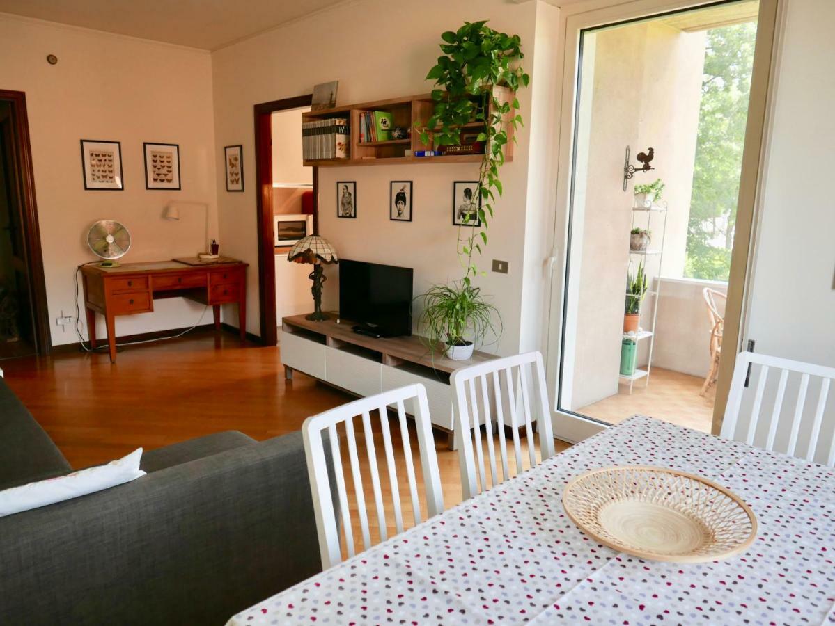 Horto Terapeutico Home Дезенцано-дель-Гарда Екстер'єр фото